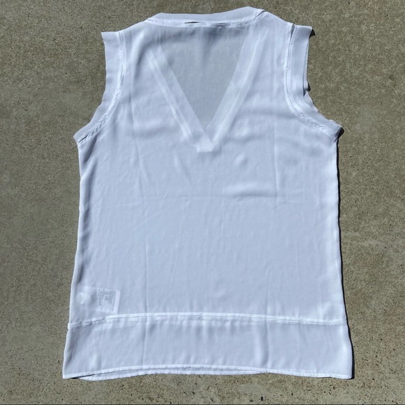Sheer White Banana Republic Tank Size XS - Picture 2 of 3